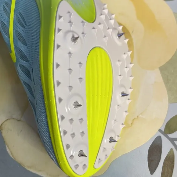 💥 Brooks ELMN8 Spikes, Track &amp; Field, Track Shoes, Cross Country | Womens 11.5