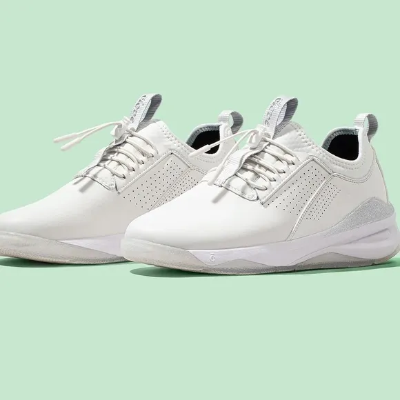 - - CLOVE NURSE SHOES new  Brilliant white size Women 8.5