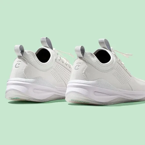- - CLOVE NURSE SHOES new  Brilliant white size Women 8.5