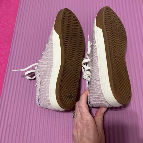𝓡𝓸𝓽𝓱𝔂’𝓼 Lilac Lace ups 💜