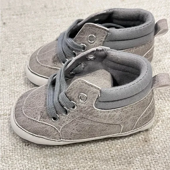 3-6m baby boy clothing, baby sneakers, Itzy ritzy rattle, lovevery rattle socks