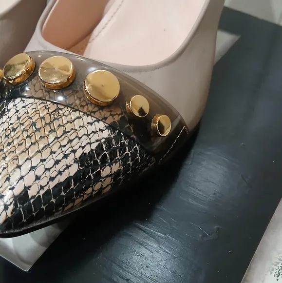 $385 AGL Leather Mila Cap Toe Pump Block Heel Shoes Sz 35.5/ 5.5US Made In Italy