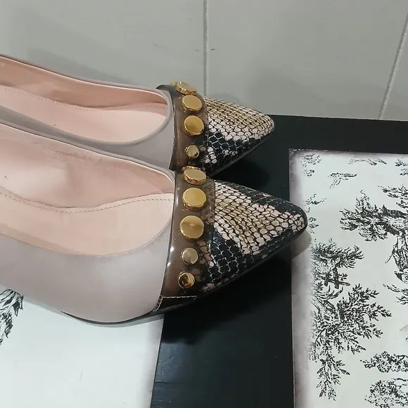 $385 AGL Leather Mila Cap Toe Pump Block Heel Shoes Sz 35.5/ 5.5US Made In Italy