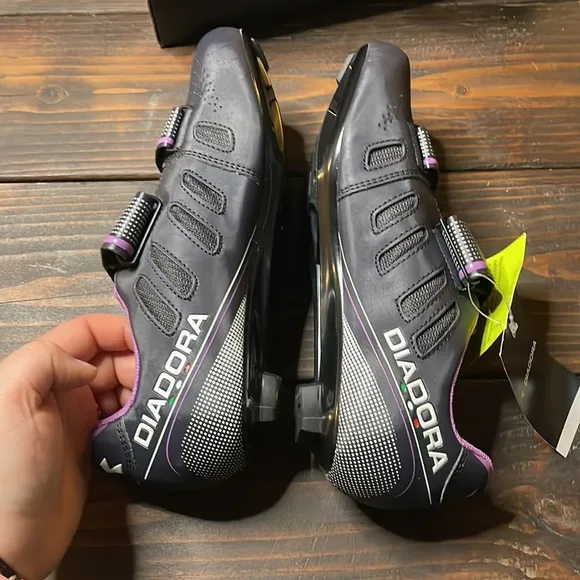 40 Diadora Phantom II C05