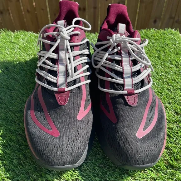 Adidas Alphaboost V1 NCAA Pack Texas A&amp;M Aggies Size 10.5
