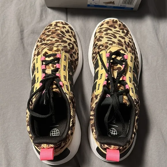 Adidas Big Girls Racer TR21 Leopard II Running Shoes, EUC (Wore Once), Size 7