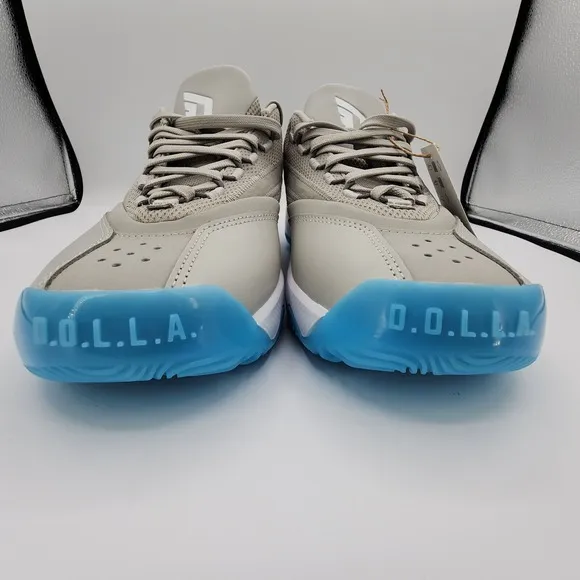 Adidas Dame Certified 2 Low Basketball Shoes Mens 11 Grey IE7793 NEW w/ Tag