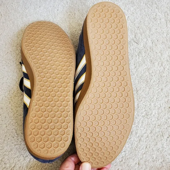 Adidas Gazelle Juventus Terrace Icons Shoes.  Size 6.5