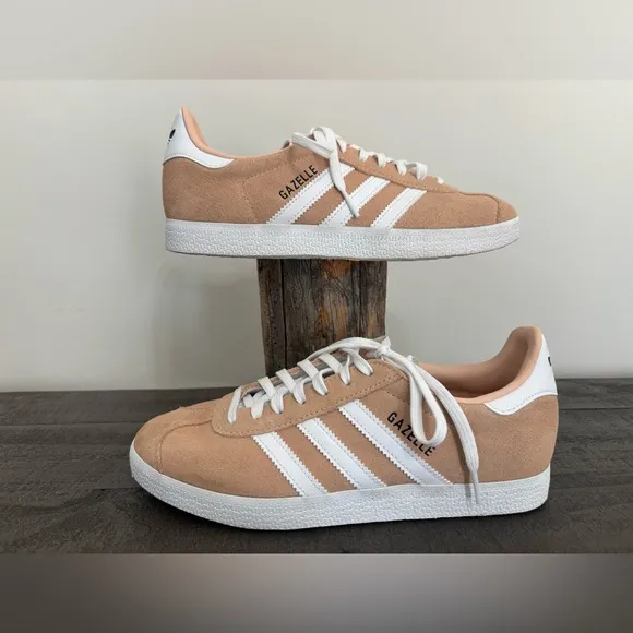 ADIDAS GAZELLE SHOES, HALO BLUSH, WMS SZ 6.5, EXCELLENT - LIKE NEW CONDITION