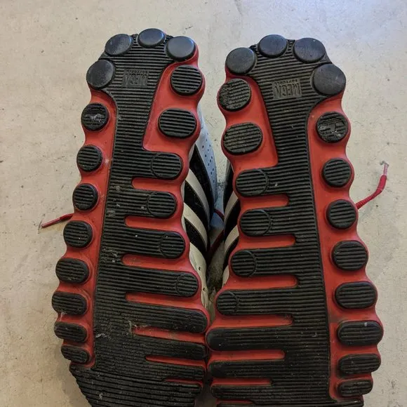 Adidas MEGA SOFTCELL red/white men's shoes size 9 USED lots of treadlife left