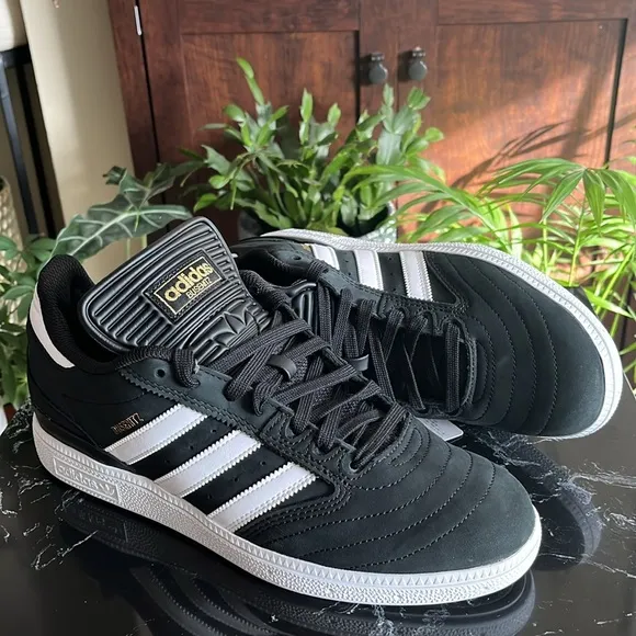 🖤🤍👟adidas Men's Busenitz Shoes-10 Core Black Cloud White and Gold Metallic-10