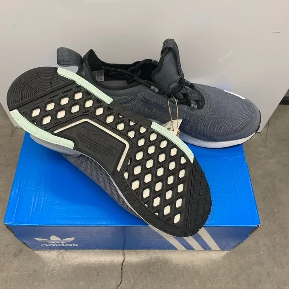 adidas NMD R1 V3 Grey Onix Ice Mint