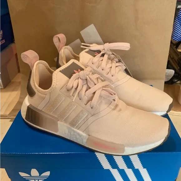 adidas NMD R1 Wonder Quartz Pink