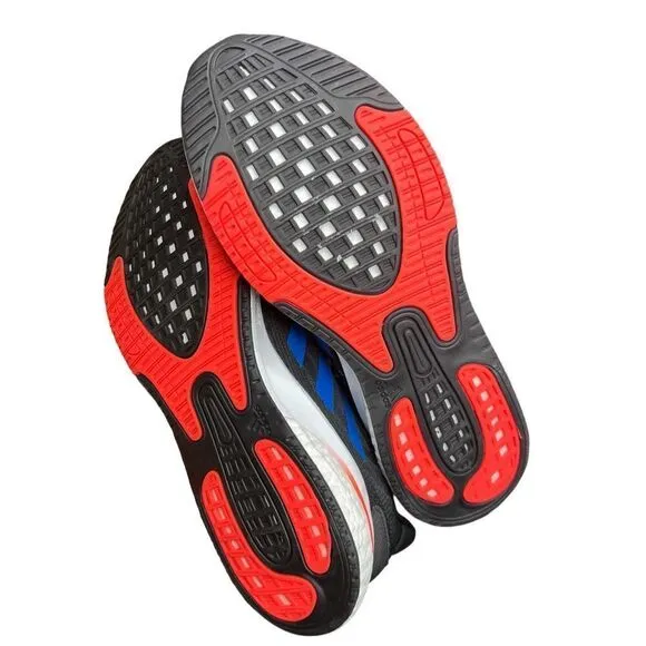 adidas Supernova   Running Shoe in Core Black/Blue Rush/Turbo NWOT Size 10 1/2