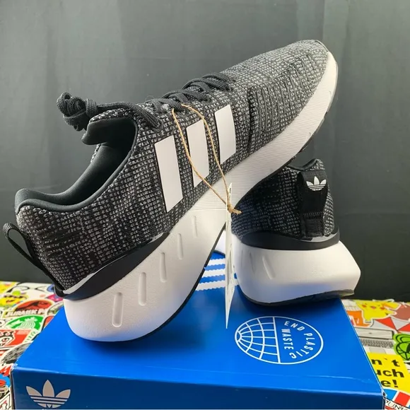 Adidas Swift Run 22 Black   White Womens Various Sizes