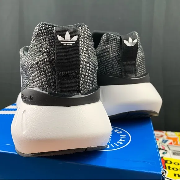 Adidas Swift Run 22 Black   White Womens Various Sizes