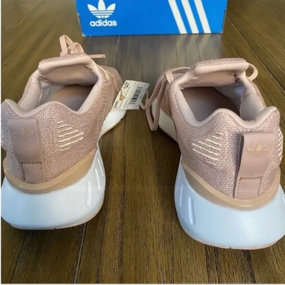 Adidas Swift Run 22 taupe nude sneakers shoes