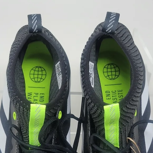 Adidas The Gravel Shoe 2.0 Men's Indoor Cycling Bike Shoes HQ9034 Size 8.5 New
