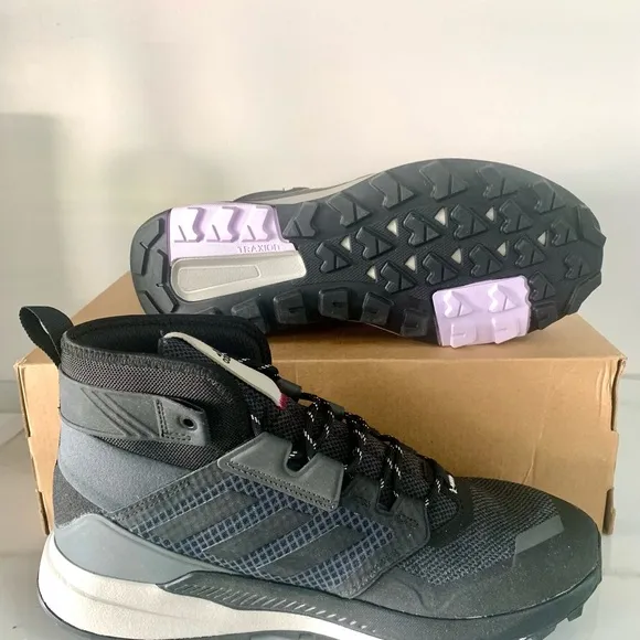 Adidas Trrrex Trailmaker Mid Hiking Shoes Women’s Sz 10 FU7243