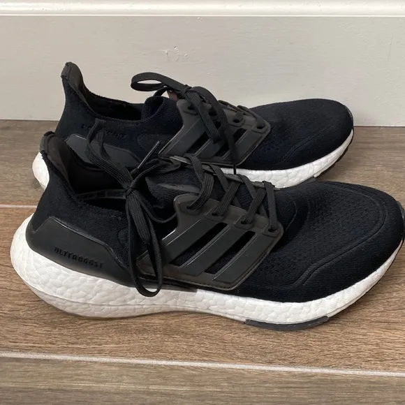 Adidas UltraBOOST 21 Black Running Shoes Sneakers Size 8.5