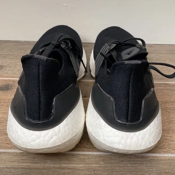 Adidas UltraBOOST 21 Black Running Shoes Sneakers Size 8.5