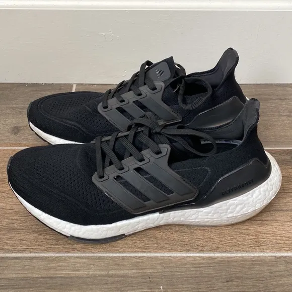 Adidas UltraBOOST 21 Black Running Shoes Sneakers Size 8.5