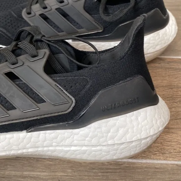 Adidas UltraBOOST 21 Black Running Shoes Sneakers Size 8.5