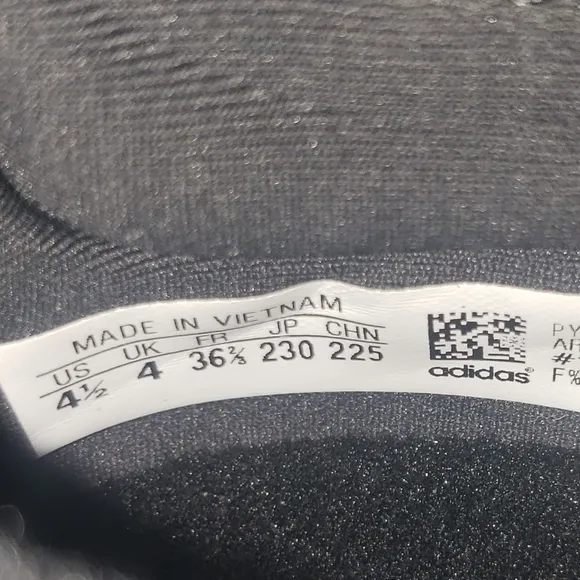 Adidas UltraBoost 21 Triple Black