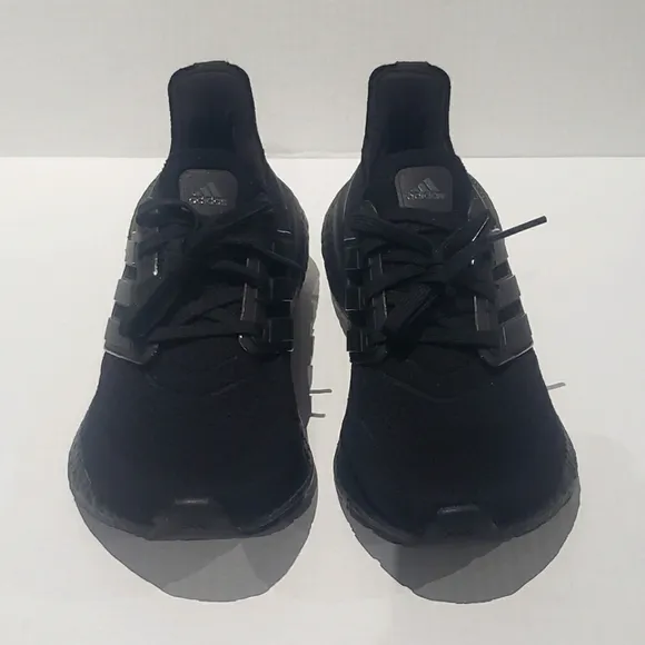 Adidas UltraBoost 21 Triple Black
