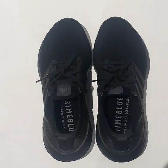 Adidas UltraBoost 21 Triple Black