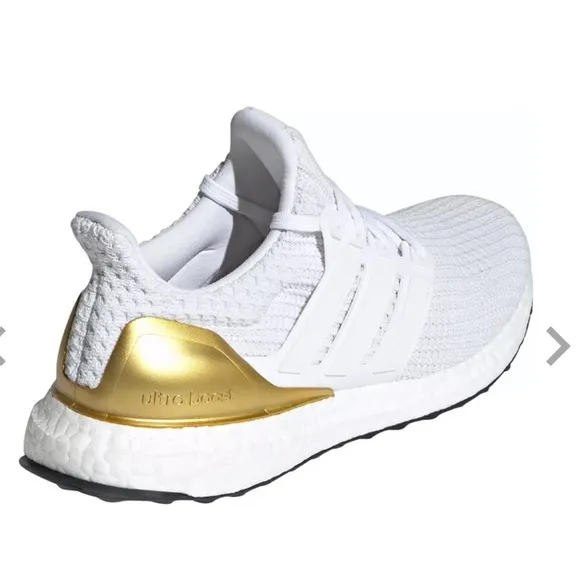 ADIDAS ULTRABOOST 4.0 DNA