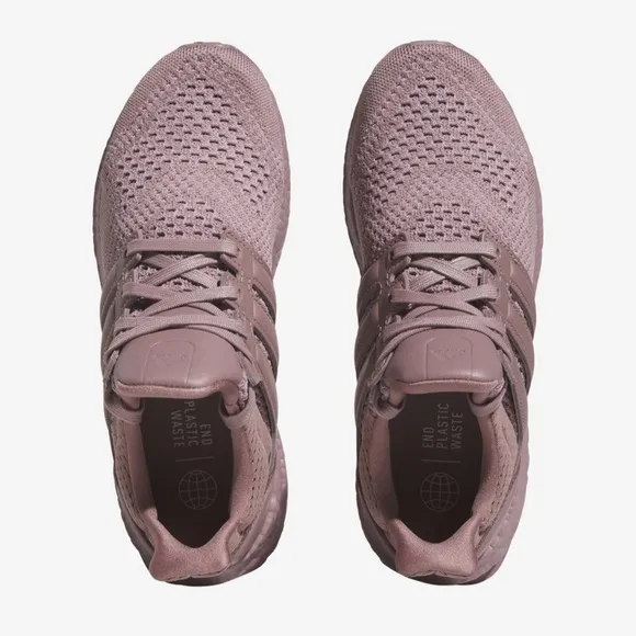 ADIDAS Ultraboost‎ DNA Women’s size 9.5 Wonder color Wonder Oxide