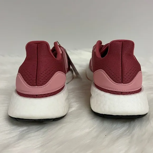 adidas Women's Pureboost 22 Running Shoe In Coral Size 8.5 NWOB