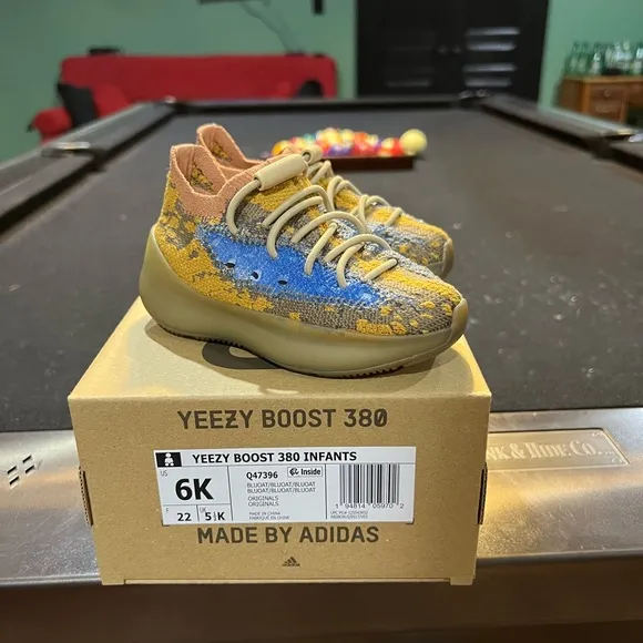 adidas Yeezy Boost 380 Blue Oat Infant 6K Q47396