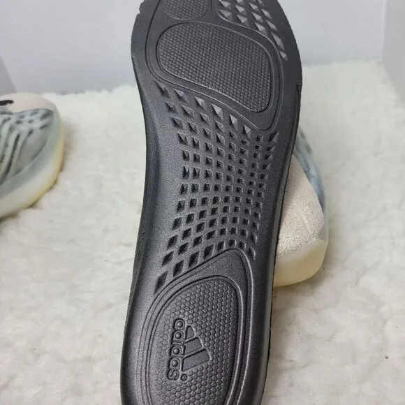 adidas Yeezy Quantum Men's Size 11 Sneaker Yzy Performance Basketball Shoes