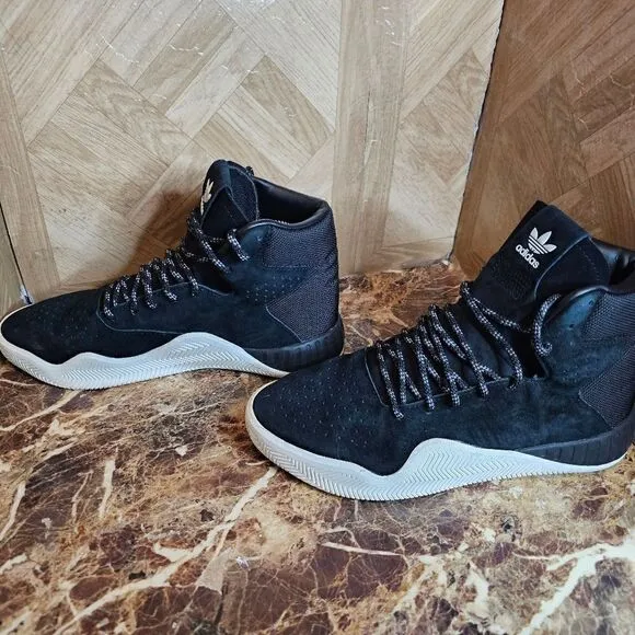 Adidas Youth Tubular Instinct suade running shoes size 6y.   193
