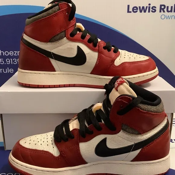 Air Jordan 1 High Chicago Lost And Found Kids Size 6y