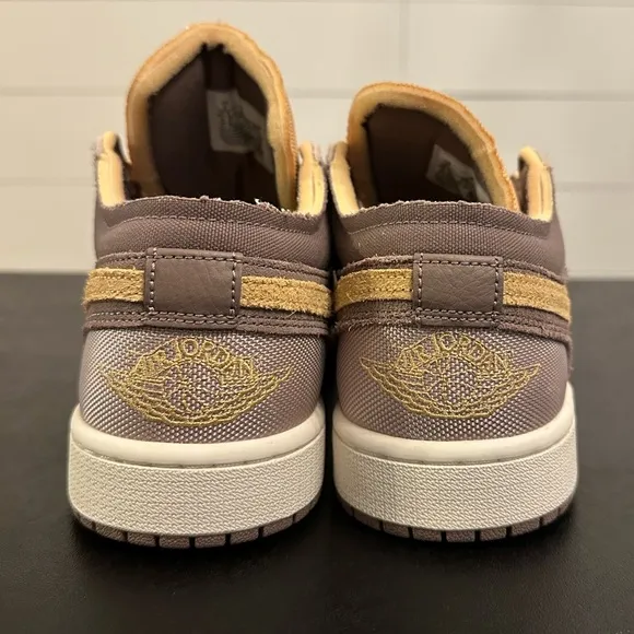 Air Jordan 1 Low SE Craft - Taupe Haze/Celestial Gold/Fossil Stone/Mint Foam(9M)