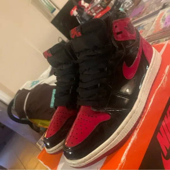 Air Jordan 1 “Patent Bred” Size 7.5