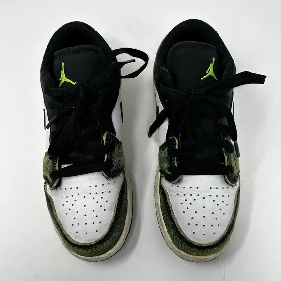 Air‎ Jordan 1 SE Low Wear-Away - Electric Green - Size 3.5Y