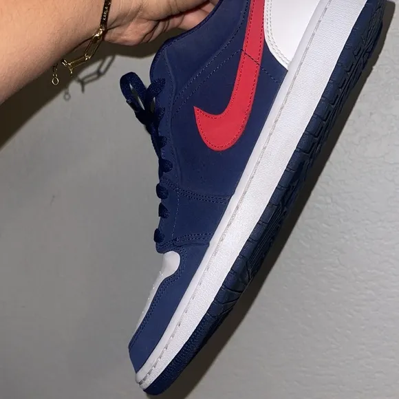 Air jordan low