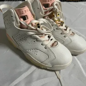 Air Jordan Women's Shoes Size 6.5 Retro Gold Hoops Pink White High Tops Sneakers