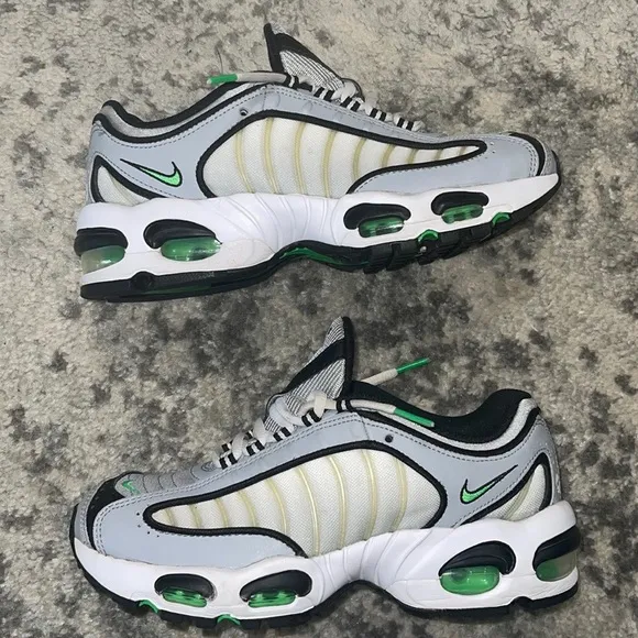 Air Max Tailwind 4 GS 'Wolf Grey Green Spark' Size: 6Y
