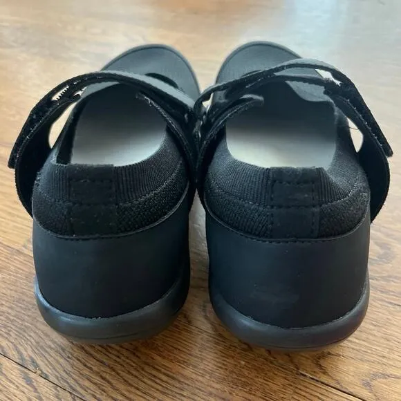 Algeria Dinamo Mary Jane Shoes Size 9.5-10 (EUR 40) Adjustable Breathable Knit
