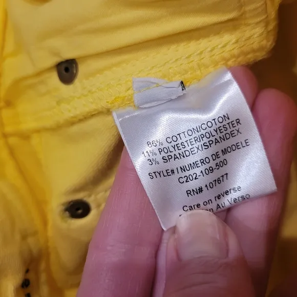 Alice   Olivia Yellow Flare Bell Bottom Jeans Size 2