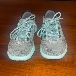 Allbirds Ladies Wool Dasher Mizzles Running Shoes. Gray and Mint green. Size 9.5