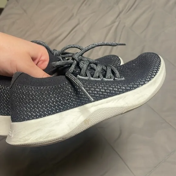 Allbirds Tree Dasher 1 in Dark Blue Size 8.5 Womens