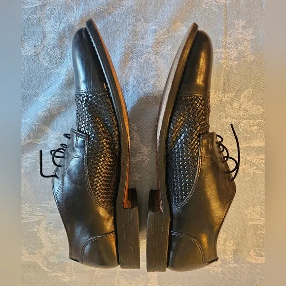Allen Edmonds Lauderdale Oxfords Black shoes