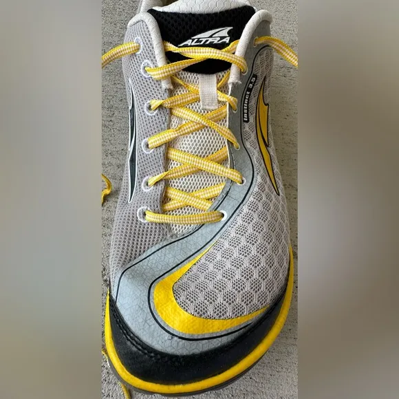Altra Instinct 3.5 Grey Yellow Running Shoes A1633-3 Men’s Size 9.5 VGC CLEAN