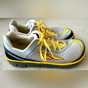Altra Instinct 3.5 Grey Yellow Running Shoes A1633-3 Men’s Size 9.5 VGC CLEAN